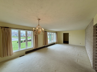 Brick Ranch Home Auction - May 5th @ 6PM - image 13