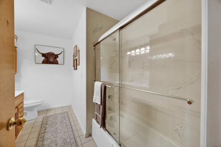 Esparto Historic Estate on 5 Acres with Landmark Barn - image 20