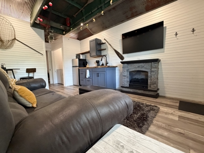 Arkansas Fishing Cabin For Sale Near White River - image 5