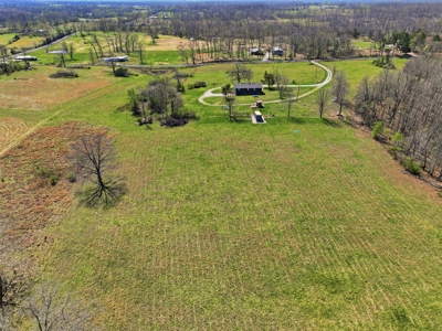Spacious Country Retreat on 22.6 Acres with Dual Living Potential - image 39