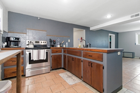 Spacious Country Retreat on 22.6 Acres with Dual Living Potential - image 23