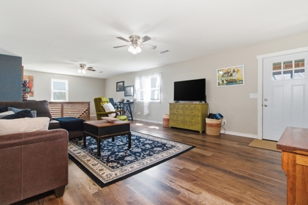 Spacious Country Retreat on 22.6 Acres with Dual Living Potential - image 11