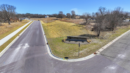 3-bedroom home in the Rolling Prairie subdivision in Portage - image 6