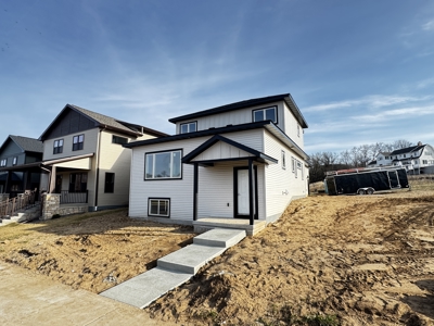 3-bedroom home in the Rolling Prairie subdivision in Portage - image 1