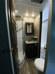 Turnkey Retreat-Dual Travel Trailers in Thunderbird Bay - image 8