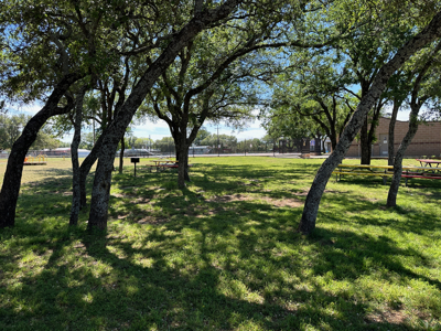 Turnkey Retreat-Dual Travel Trailers in Thunderbird Bay - image 3