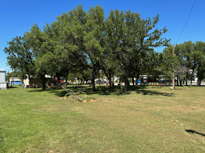 Turnkey Retreat-Dual Travel Trailers in Thunderbird Bay - image 1