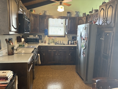 Woodsfield OH Ranch home on full basement - image 4