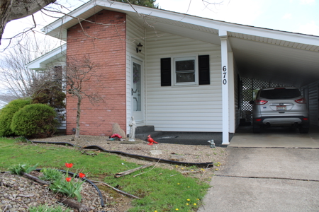 Woodsfield OH Ranch home on full basement - image 3
