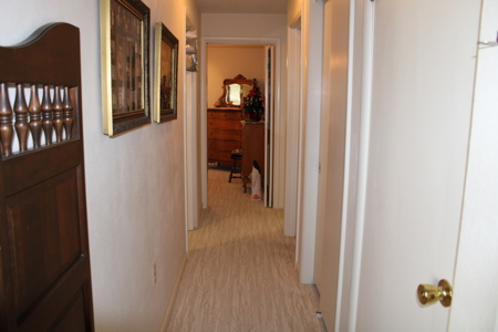 Woodsfield OH Ranch home on full basement - image 11