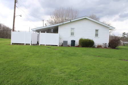 Woodsfield OH Ranch home on full basement - image 32