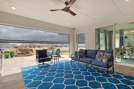 Golf Course Luxury Home in Robson Ranch Denton - image 2