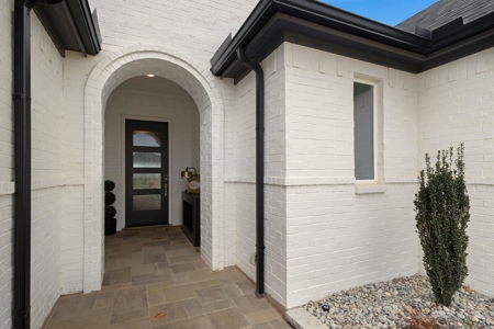 Golf Course Luxury Home in Robson Ranch Denton - image 38