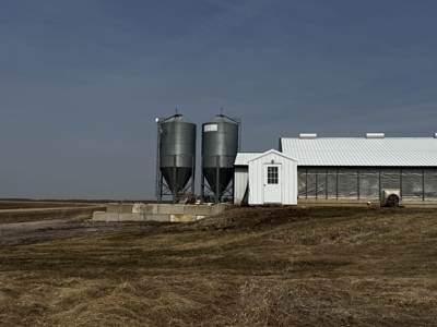3.5± acre livestock facility located in the Town of Richmond - image 3