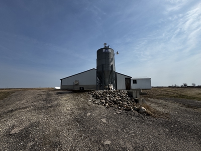 3.5± acre livestock facility located in the Town of Richmond - image 24