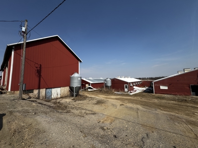 Versatile 43± acre farm in the Town of Lowell, Dodge County - image 7