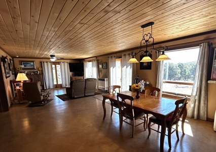 Mountain Home for Sale with Fabulous Mountain Views - image 6