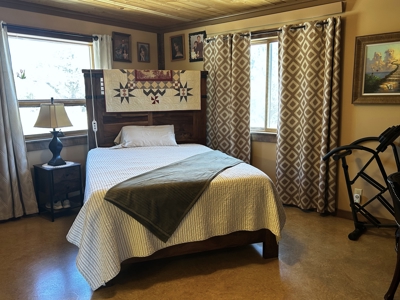 Mountain Home for Sale with Fabulous Mountain Views - image 9