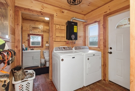 Cabin on 41.83 Acres for Sale | Hunting Land | Highway Frontage - image 31