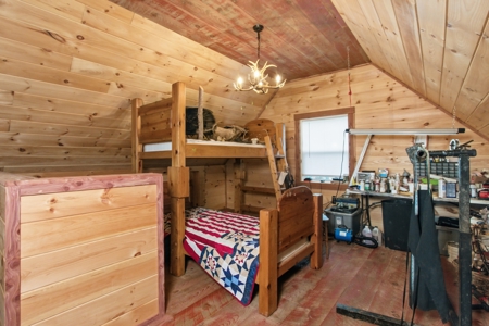 Missouri Ozarks Cabin for Sale / 6 Acres / Highway Frontage - image 16