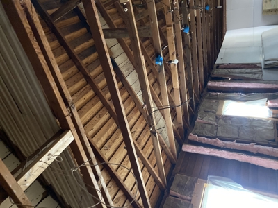 Investor Special or Starter Home Opportunity - image 6