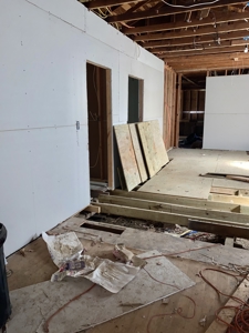 Investor Special or Starter Home Opportunity - image 8