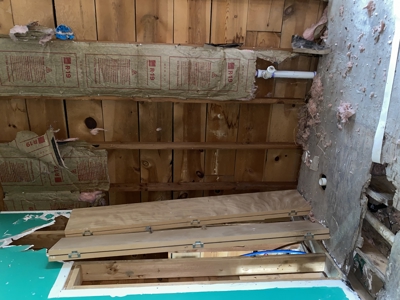 Investor Special or Starter Home Opportunity - image 7