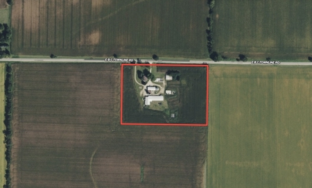 13-acre farmstead in the Town of Clinton in Rock County - image 2