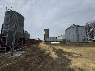 13-acre farmstead in the Town of Clinton in Rock County - image 25