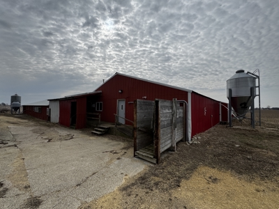 13-acre farmstead in the Town of Clinton in Rock County - image 27