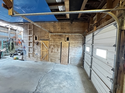 13-acre farmstead in the Town of Clinton in Rock County - image 35