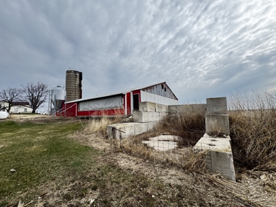 13-acre farmstead in the Town of Clinton in Rock County - image 21
