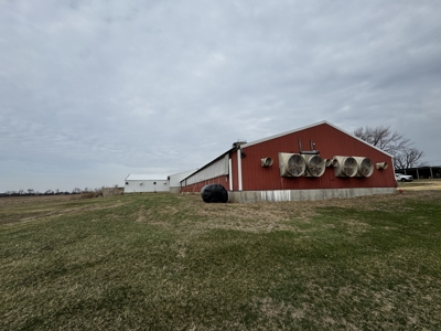 13-acre farmstead in the Town of Clinton in Rock County - image 23