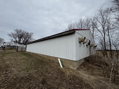 13-acre farmstead in the Town of Clinton in Rock County - image 30