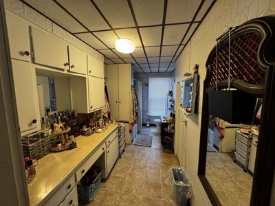 13-acre farmstead in the Town of Clinton in Rock County - image 44