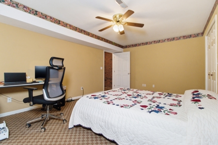 Gorgeous Custom Built Home with Equine setup - image 22