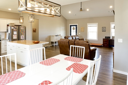Modern Farmhouse In Sage Arkansas - image 12