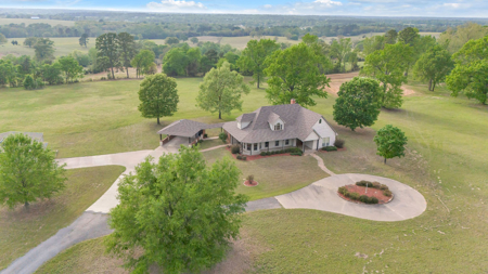 4BR-3BA Home in Winnsboro, TX 11.2 Acres Large Shop Move In Ready - image 45