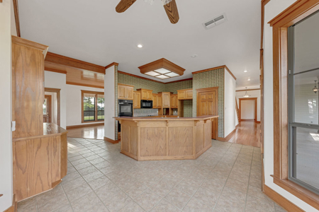 4BR-3BA Home in Winnsboro, TX 11.2 Acres Large Shop Move In Ready - image 13