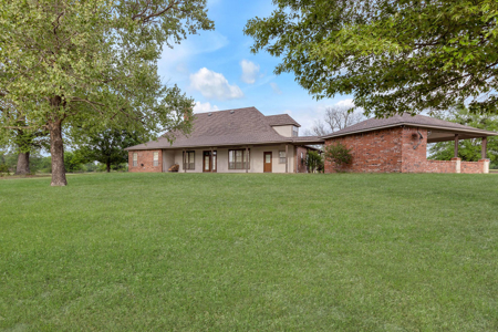 4BR-3BA Home in Winnsboro, TX 11.2 Acres Large Shop Move In Ready - image 37