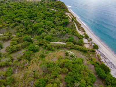 Oceanfront Land El Higo Panama | 9,146 m² Investment Opportunity - image 11