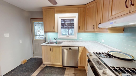 3-Bedroom Sarnia Home with Garage & Modern Upgrades - image 11