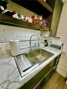 Energy Efficient, Spacious Home Near NWSU - image 23