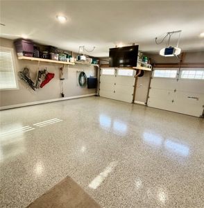 Energy Efficient, Spacious Home Near NWSU - image 50