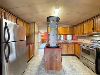 Affordable Country Living on 4.17 Acres - Lincoln, Maine - image 11