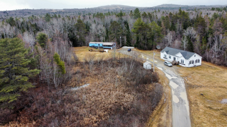 Affordable Country Living on 4.17 Acres - Lincoln, Maine - image 5