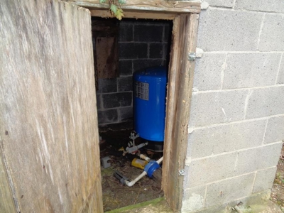 2.9 Acres w/ Abandon Schoolhouse in Hancock County - image 22