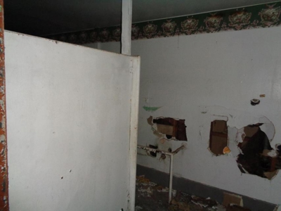 2.9 Acres w/ Abandon Schoolhouse in Hancock County - image 13