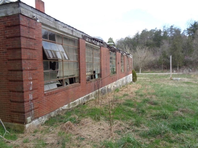 2.9 Acres w/ Abandon Schoolhouse in Hancock County - image 24