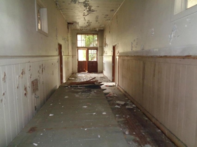 2.9 Acres w/ Abandon Schoolhouse in Hancock County - image 14